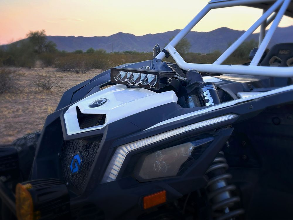 CAN-AM Maverick X3 (2017+) Stoßdämpferturm-Montagesatz (Carbon-6)